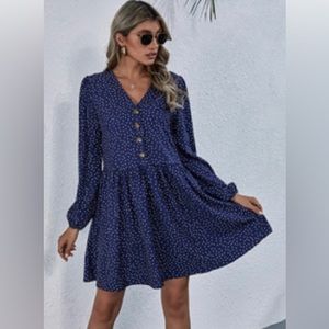 Blue dress with white polka dots and brown buttons XS